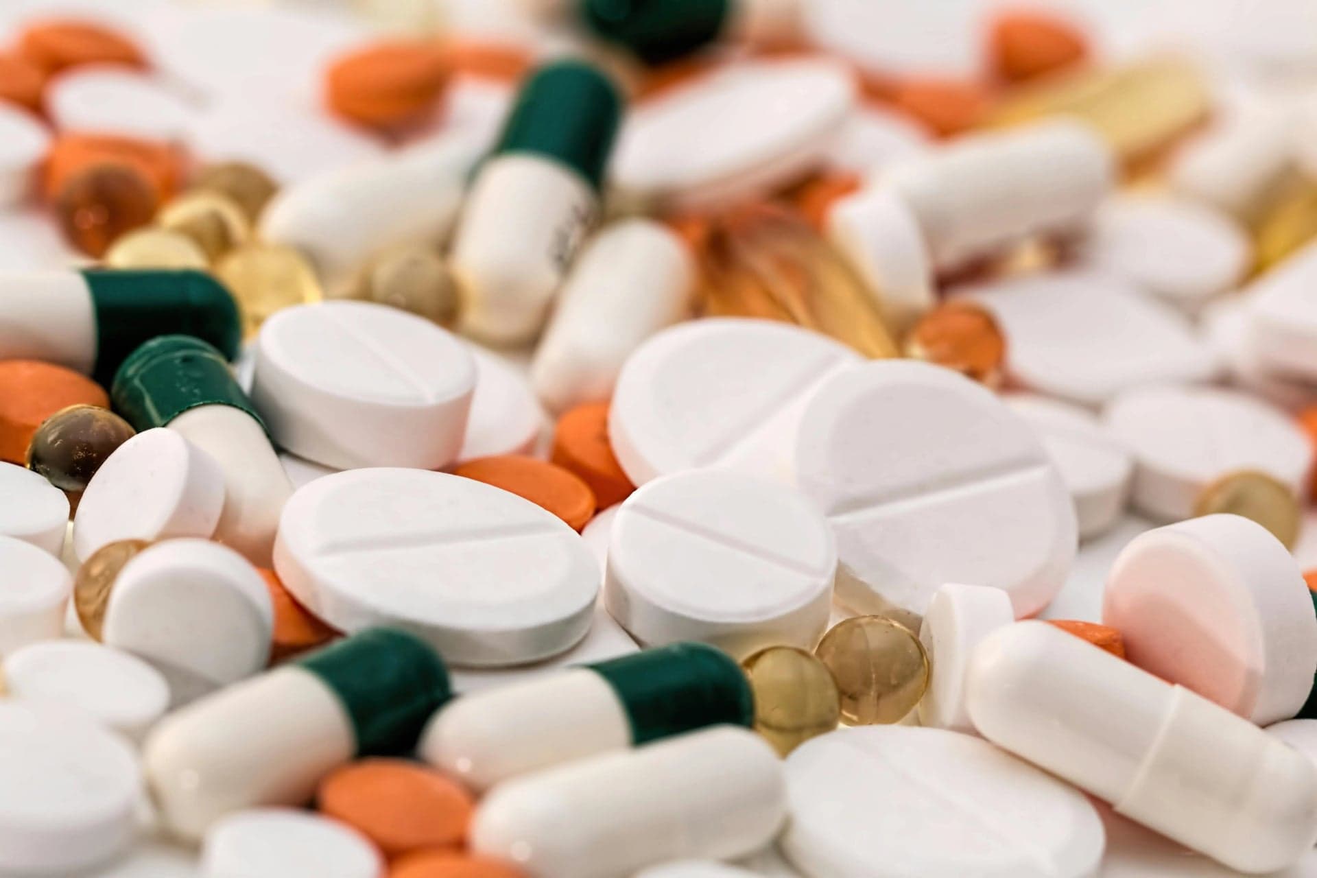 Pharmaceutical tablets and formulations